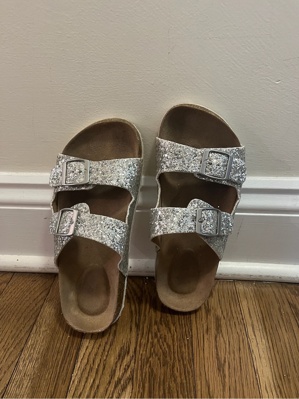 Girls Sz 2 Sparkly Silver Glitter Double Strap Buckle Slides Slip On Summer